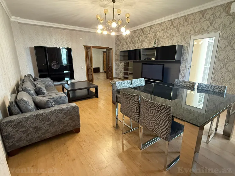 4 otaqlı Mənzil 160 m² Nəsimi r. Kirayə verilir