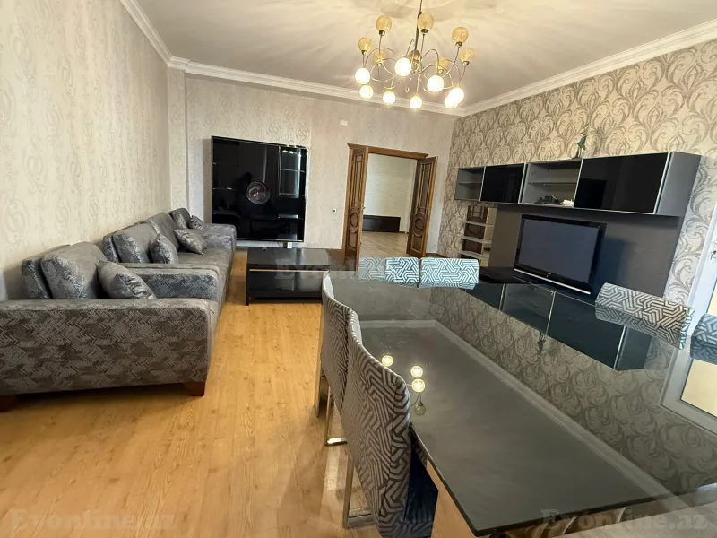 Kirayə verilir 4 otaqlı Mənzil Yeni tikili 160 m² Nəsimi r. - şəkil 2