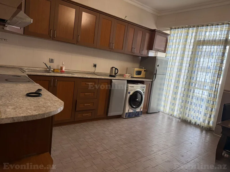 Kirayə verilir 4 otaqlı Mənzil Yeni tikili 160 m² Nəsimi r. - şəkil 8