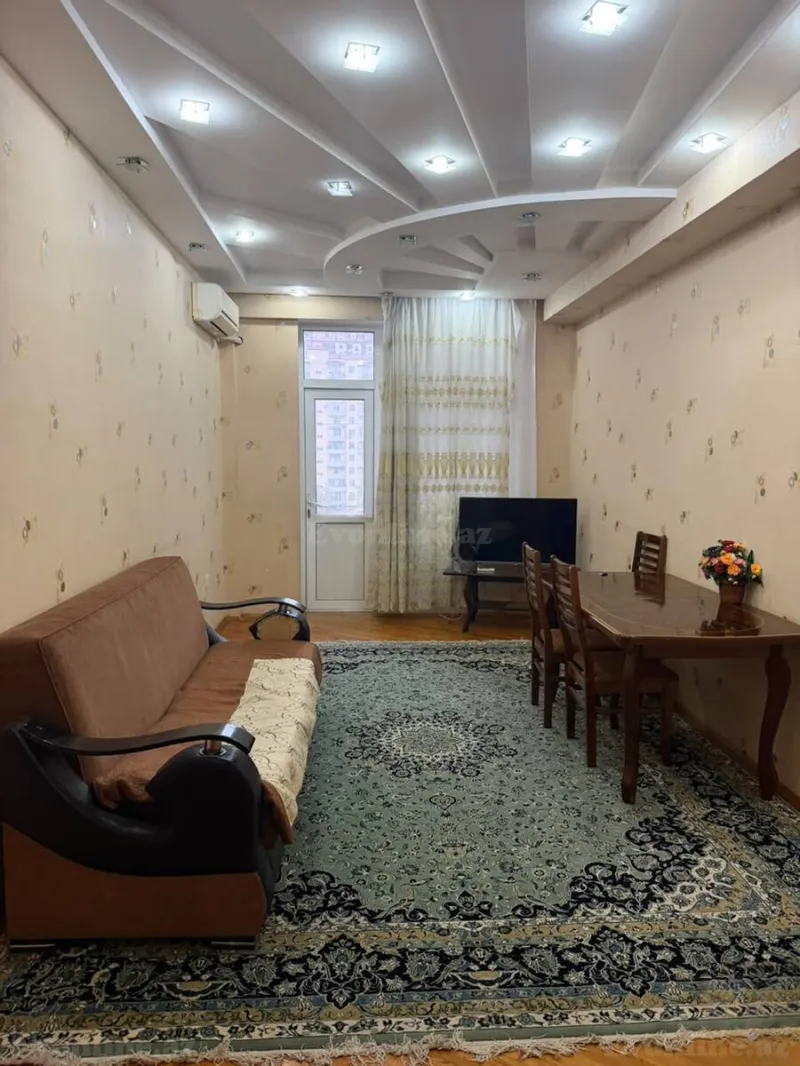 3 otaqlı Mənzil 90 m² Yeni Yasamal Kirayə verilir