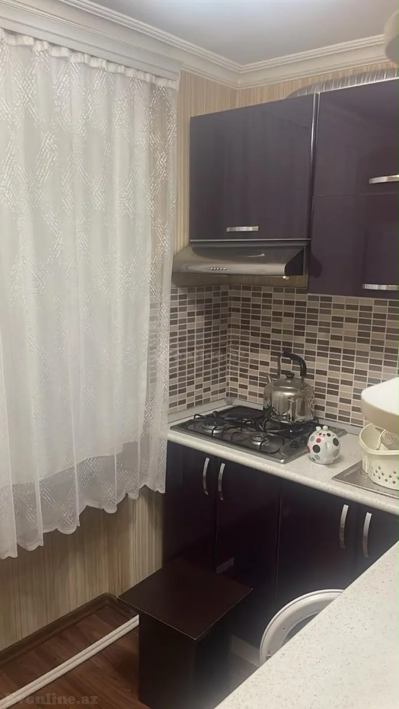 Kirayə verilir 2 otaqlı Mənzil Köhnə tikili 60 m² İnşaatçılar m. - şəkil 4