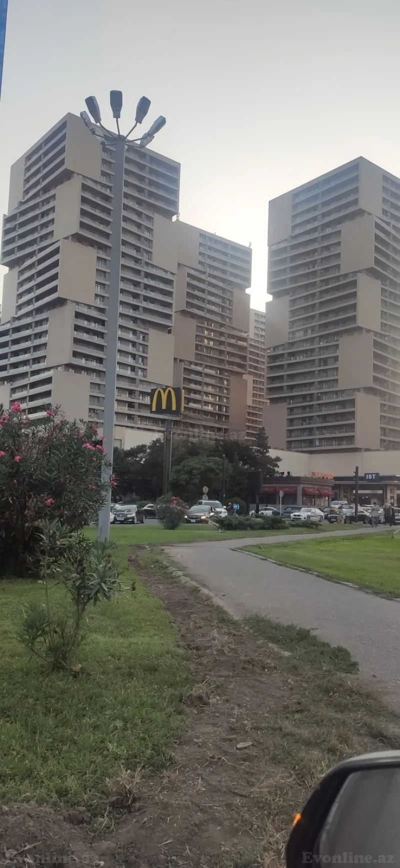 Satılır 2 otaqlı Mənzil Yeni tikili 66 m² 8 Noyabr m. - şəkil 13