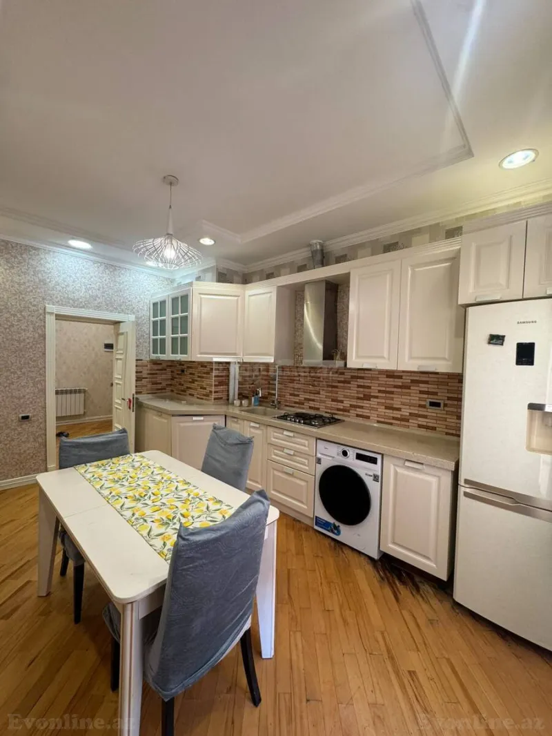 Kirayə verilir 4 otaqlı Mənzil Yeni tikili 150 m² 20 Yanvar m. - şəkil 19