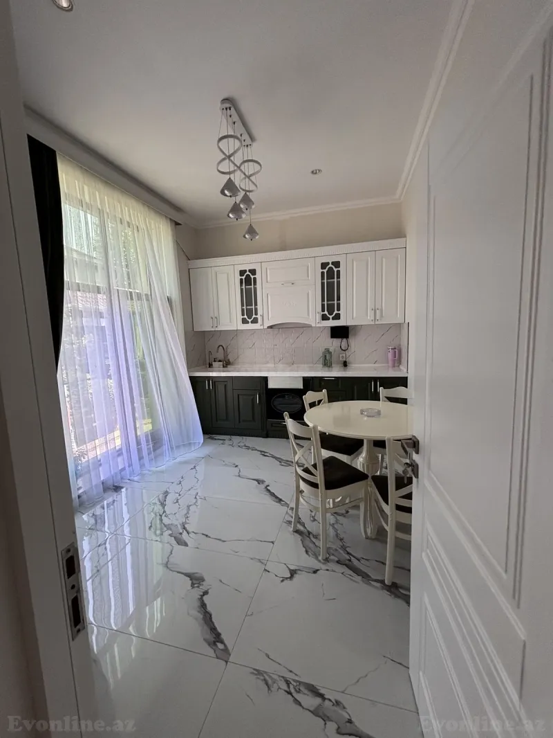 Satılır 6 otaqlı Həyət evi 230 m² Novxanı - şəkil 8