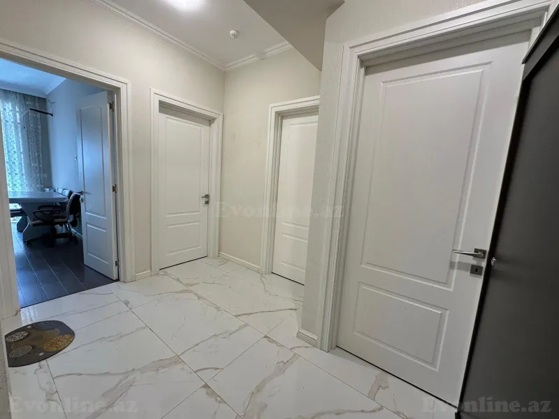 Satılır 3 otaqlı Mənzil Yeni tikili 83 m² Yasamal r. - şəkil 10