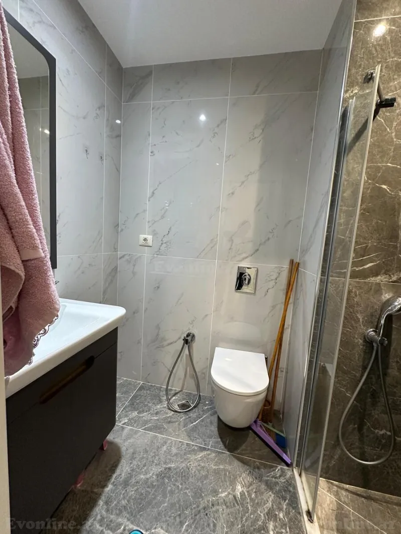 Satılır 3 otaqlı Mənzil Yeni tikili 83 m² Yasamal r. - şəkil 13