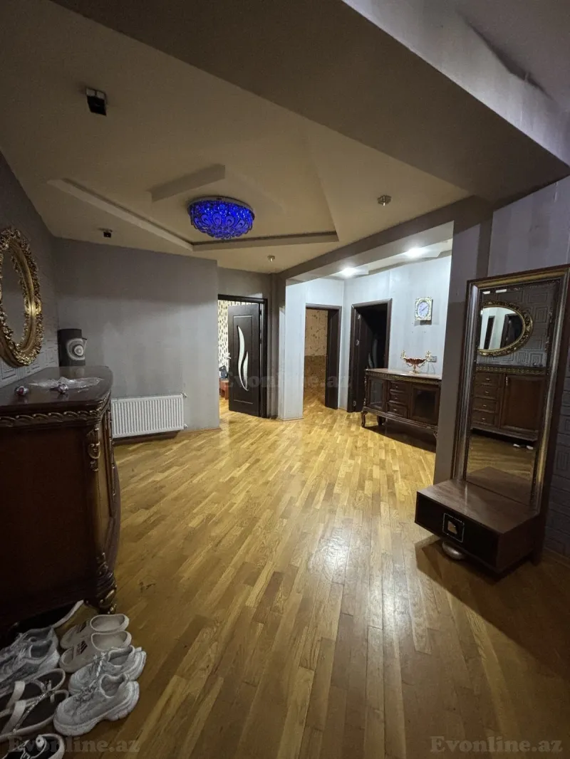 3 otaqlı Mənzil 61 m² Yeni Yasamal Kirayə verilir