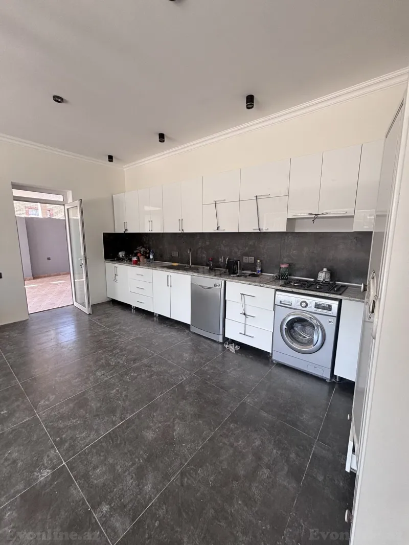 Satılır 4 otaqlı Həyət evi 120 m² Novxanı - şəkil 8