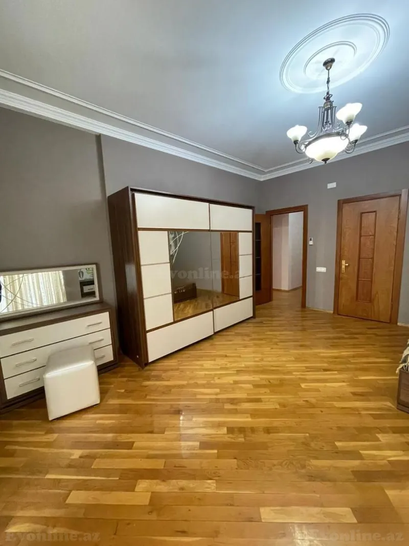 Kirayə verilir 4 otaqlı Mənzil Yeni tikili 200 m² 28 May m. - şəkil 11
