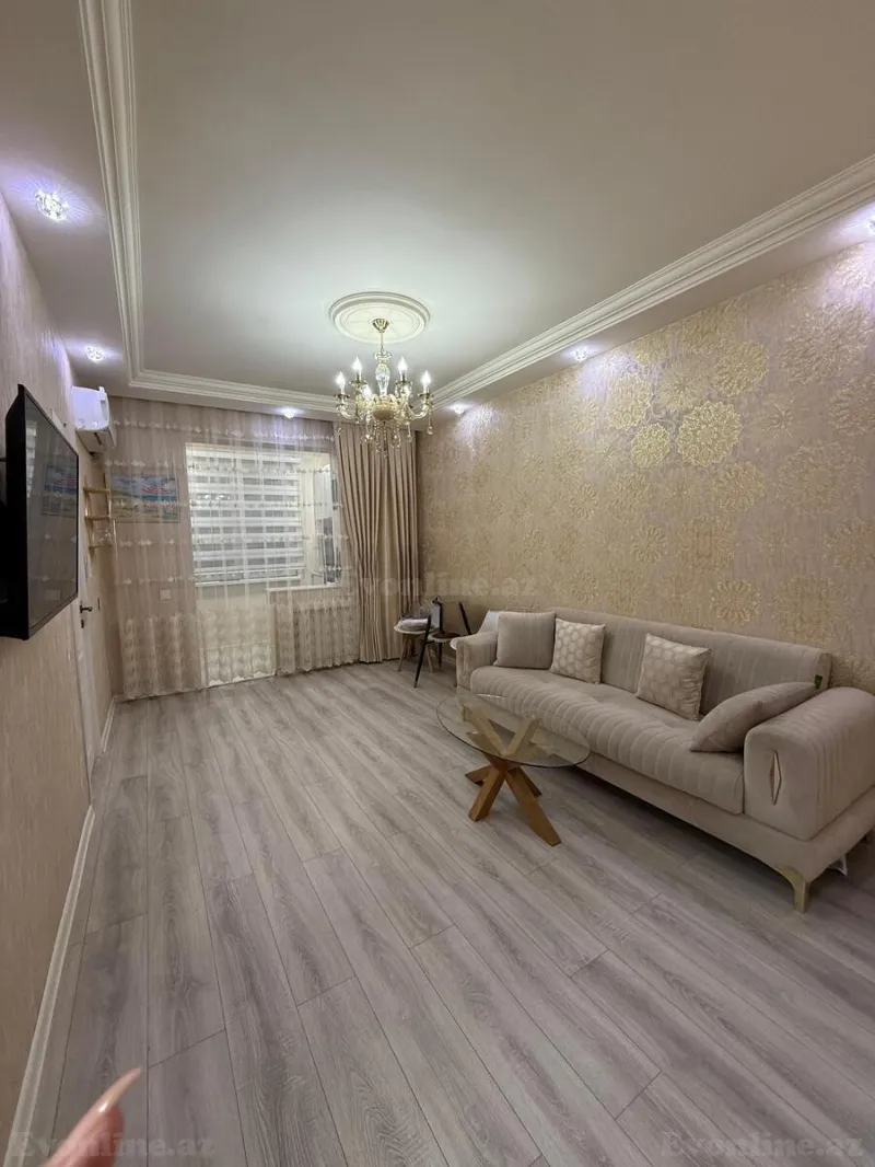 Satılır 2 otaqlı Mənzil Köhnə tikili 45 m² 3-cü mikrorayon - şəkil 2
