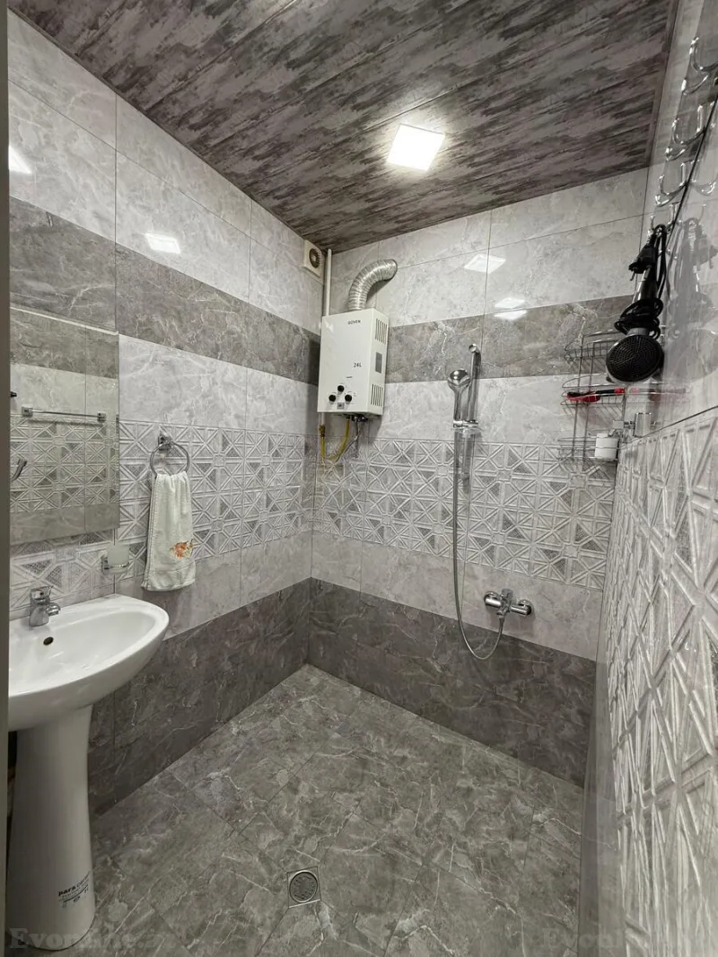 Satılır 2 otaqlı Mənzil Köhnə tikili 45 m² 3-cü mikrorayon - şəkil 12