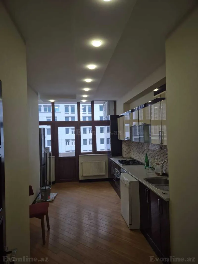 Kirayə verilir 3 otaqlı Mənzil Yeni tikili 100 m² Xətai r. - şəkil 7