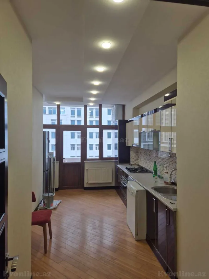 Kirayə verilir 3 otaqlı Mənzil Yeni tikili 100 m² Xətai r. - şəkil 8