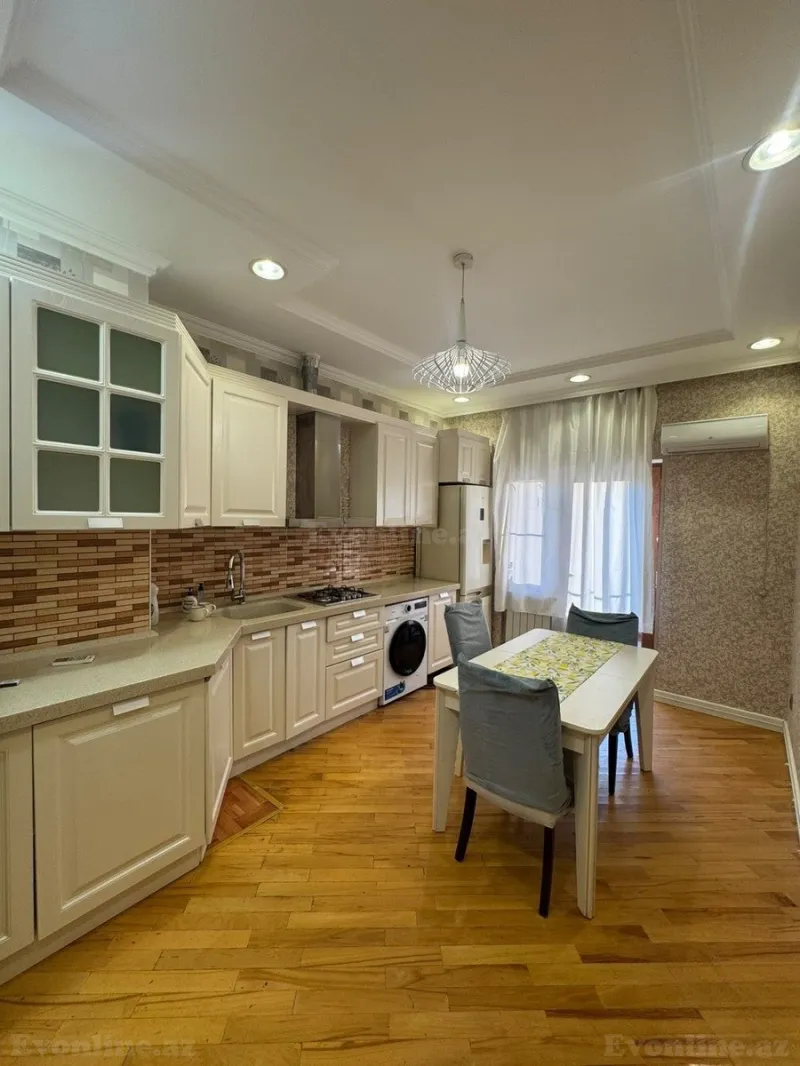 Kirayə verilir 4 otaqlı Mənzil Yeni tikili 150 m² 20 Yanvar m. - şəkil 17