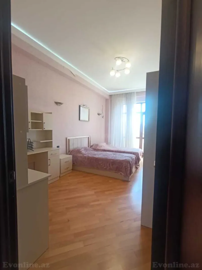 Kirayə verilir 3 otaqlı Mənzil Yeni tikili 160 m² Gənclik m. - şəkil 7