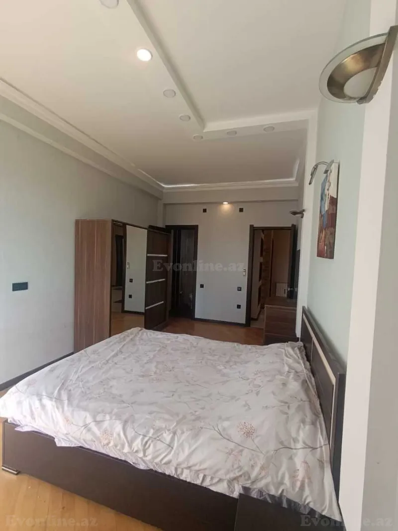 Kirayə verilir 3 otaqlı Mənzil Yeni tikili 160 m² Gənclik m. - şəkil 8