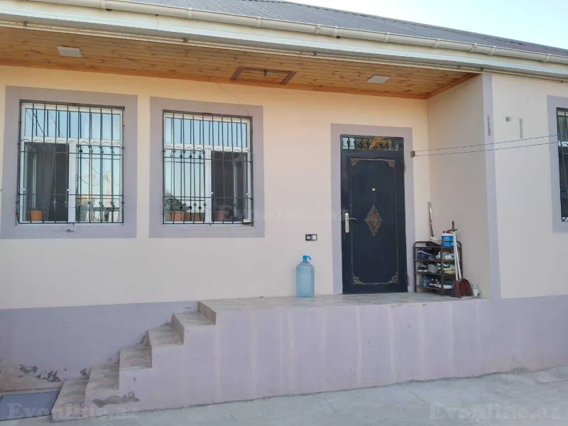 3 otaqlı Həyət evi 93 m² Qala Satılır