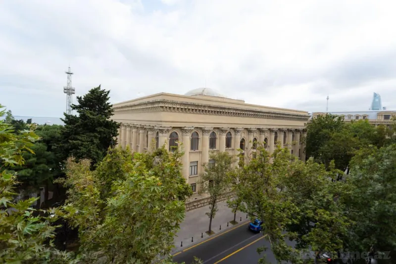 Kirayə verilir 3 otaqlı Mənzil Köhnə tikili 57.1 m² Sahil m. - şəkil 13