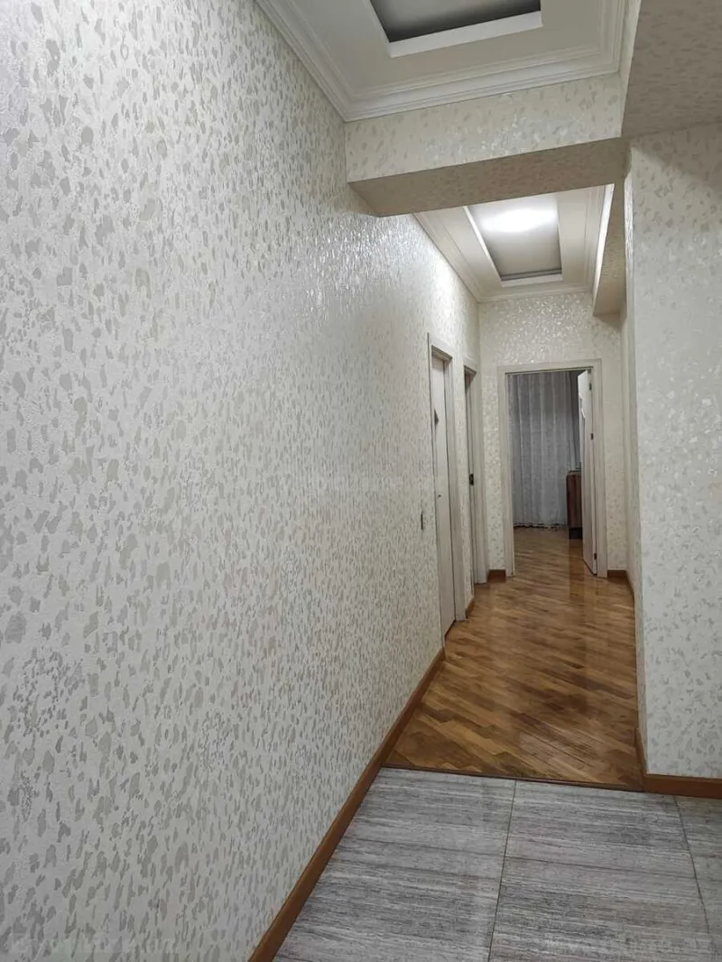 Kirayə verilir 3 otaqlı Mənzil Yeni tikili 97 m² 28 May m. - şəkil 2