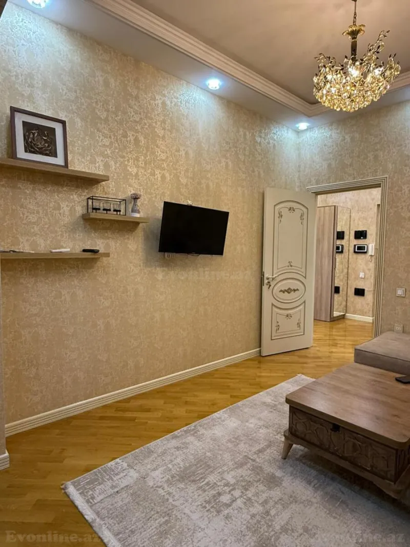 Kirayə verilir 2 otaqlı Mənzil Yeni tikili 70 m² Bakmil m. - şəkil 4