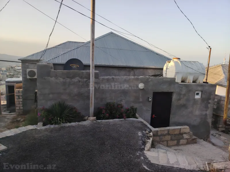 Satılır 3 otaqlı Həyət evi 72 m² Badamdar