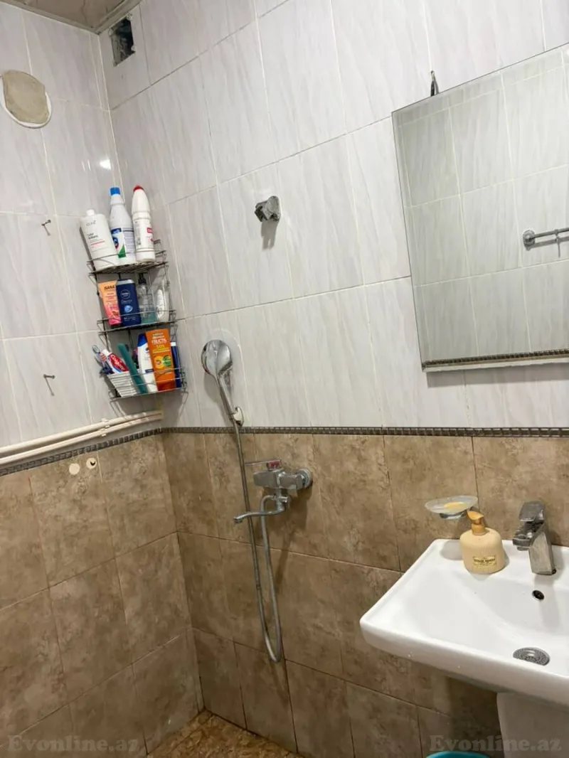 Satılır 2 otaqlı Mənzil Köhnə tikili 55 m² 8 Noyabr m. - şəkil 15