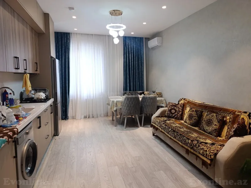 Kirayə verilir 3 otaqlı Mənzil Yeni tikili 80 m² 20 Yanvar m.