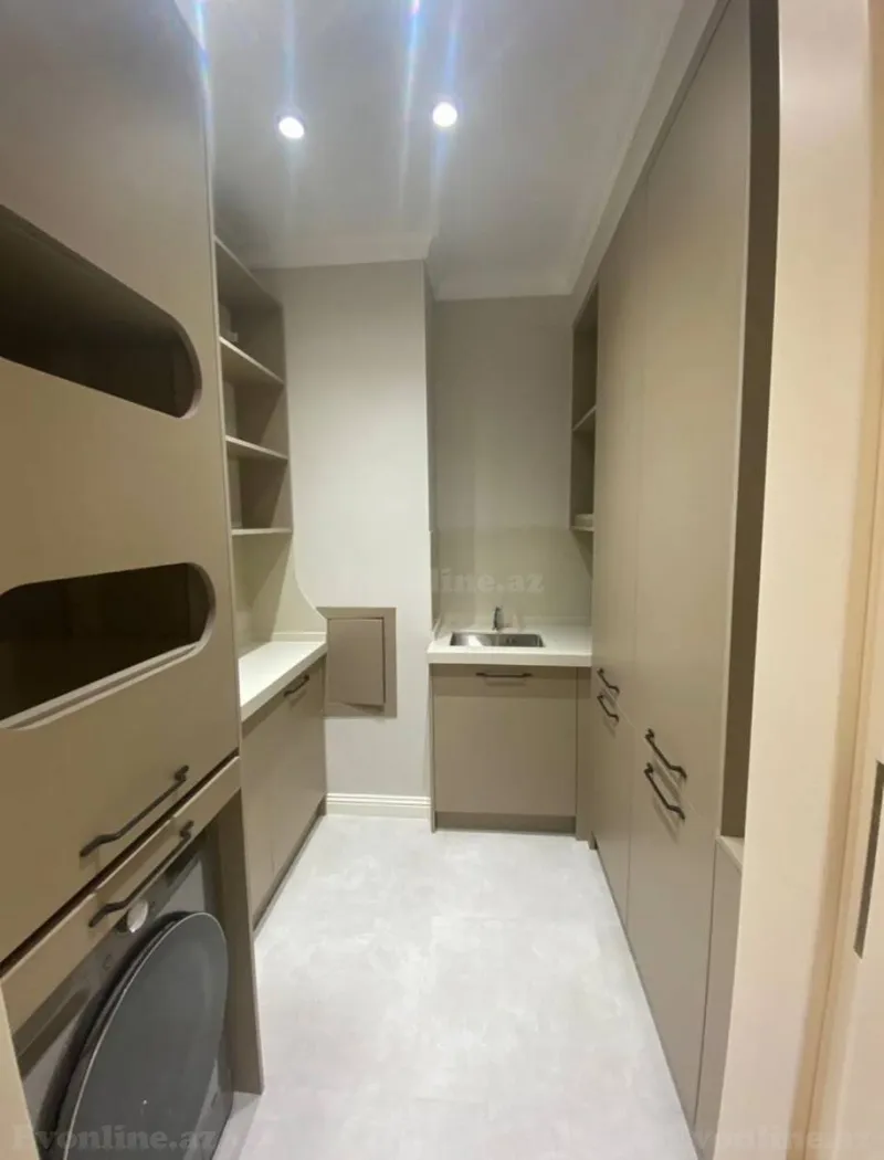 Kirayə verilir 3 otaqlı Mənzil Yeni tikili 220 m² 28 May m. - şəkil 11