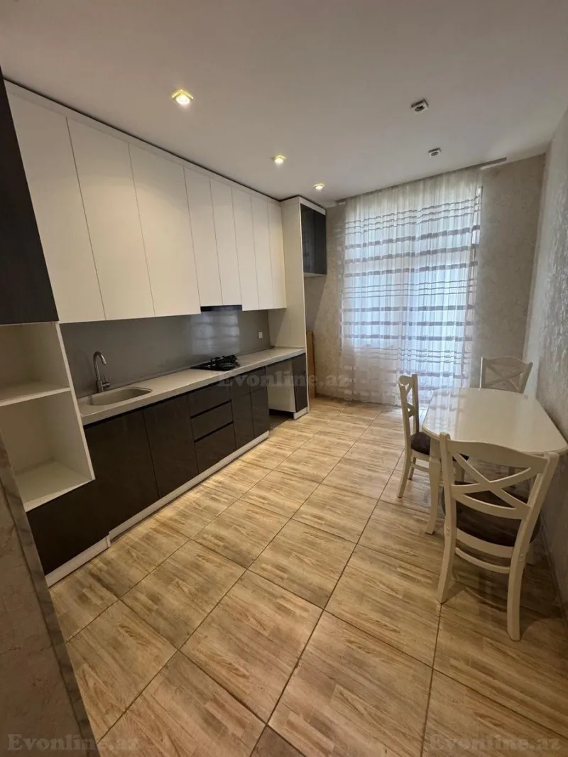 Kirayə verilir 3 otaqlı Mənzil Yeni tikili 127 m² Yasamal - şəkil 4