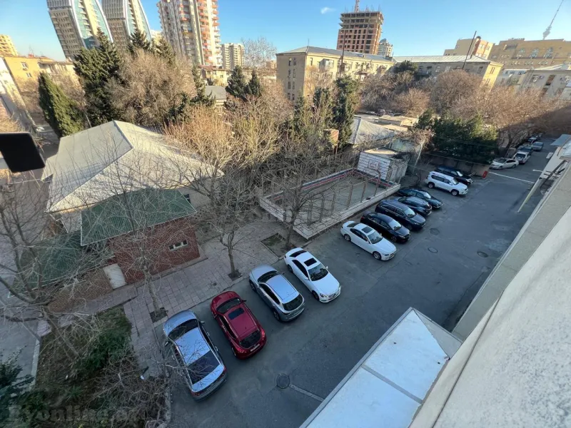 Satılır 3 otaqlı Mənzil Köhnə tikili 65 m² H.Cavid pr. - şəkil 20