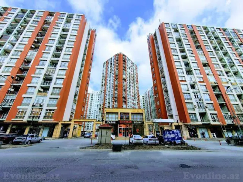 Kirayə verilir 3 otaqlı Mənzil Yeni tikili 130 m² Bakmil m.