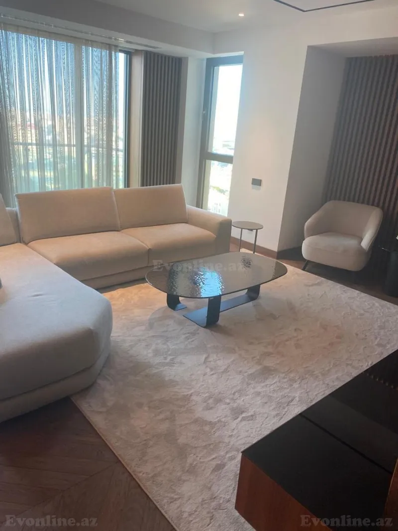 Kirayə verilir 3 otaqlı Mənzil Yeni tikili 200 m² Nəsimi r.