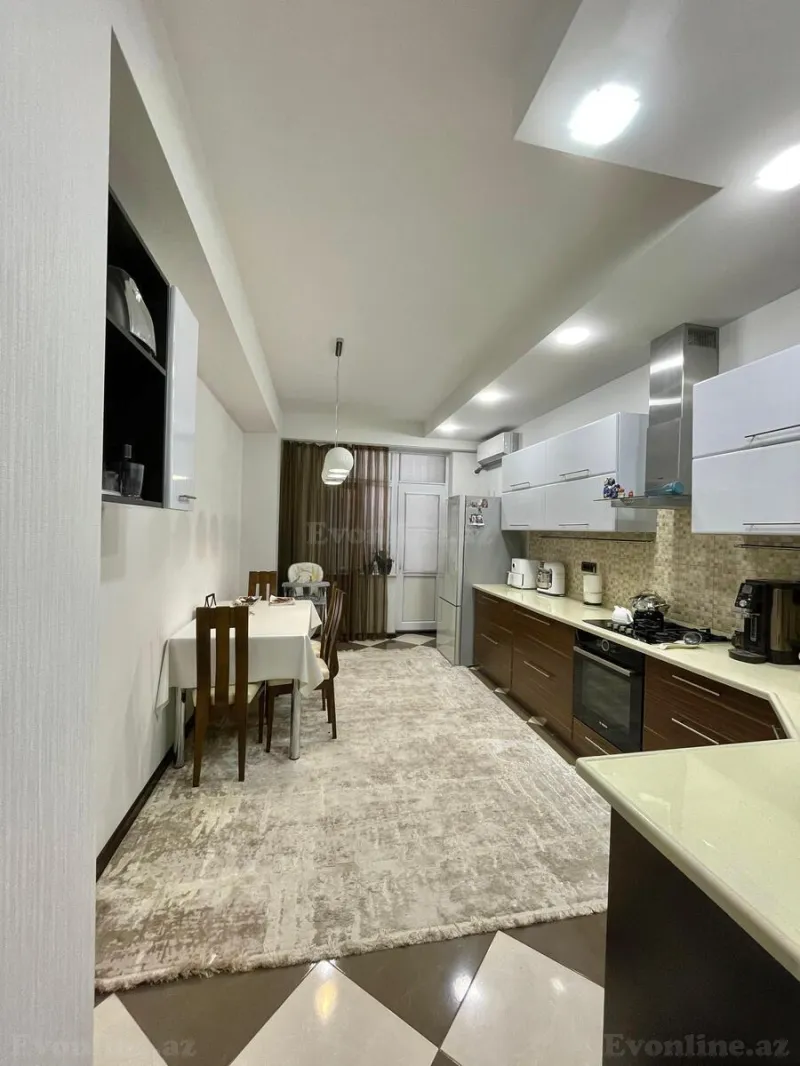 Satılır 3 otaqlı Mənzil Yeni tikili 121 m² Həzi Aslanov - şəkil 4