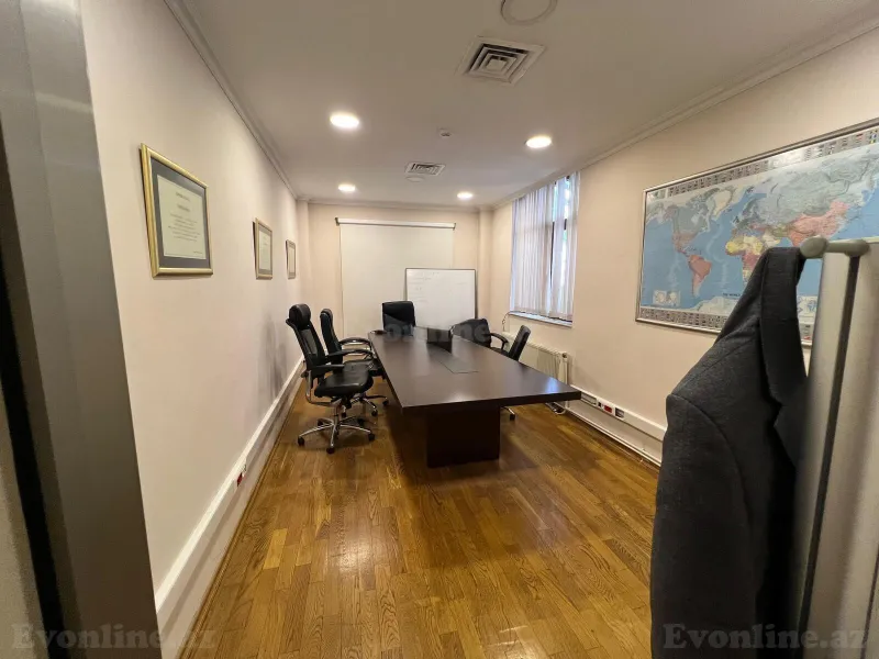 Satılır Ofis 700 m² 28 May m.