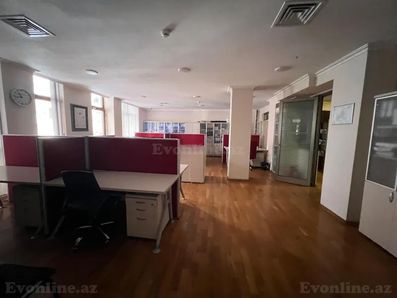 Satılır Ofis 700 m² 28 May m. - şəkil 7