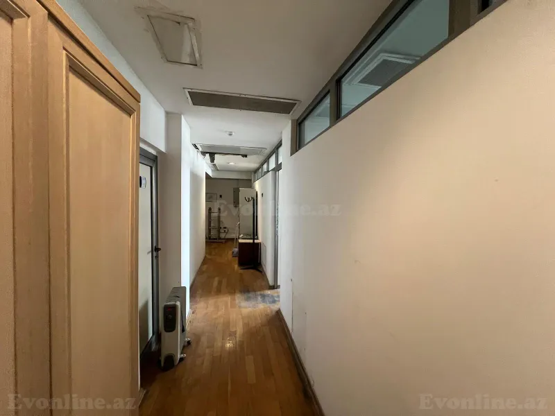 Satılır Ofis 700 m² 28 May m. - şəkil 11