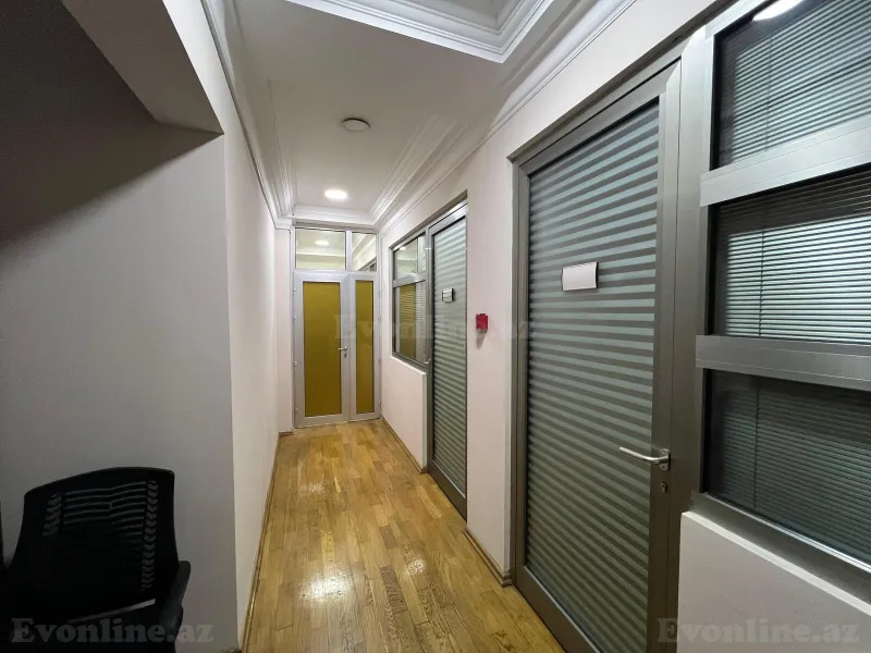Satılır Ofis 700 m² 28 May m. - şəkil 13