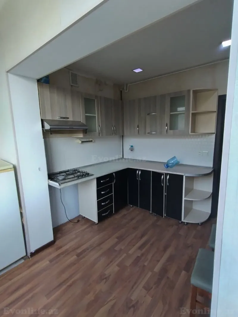 Satılır 2 otaqlı Mənzil Köhnə tikili 60 m² Həzi Aslanov - şəkil 4