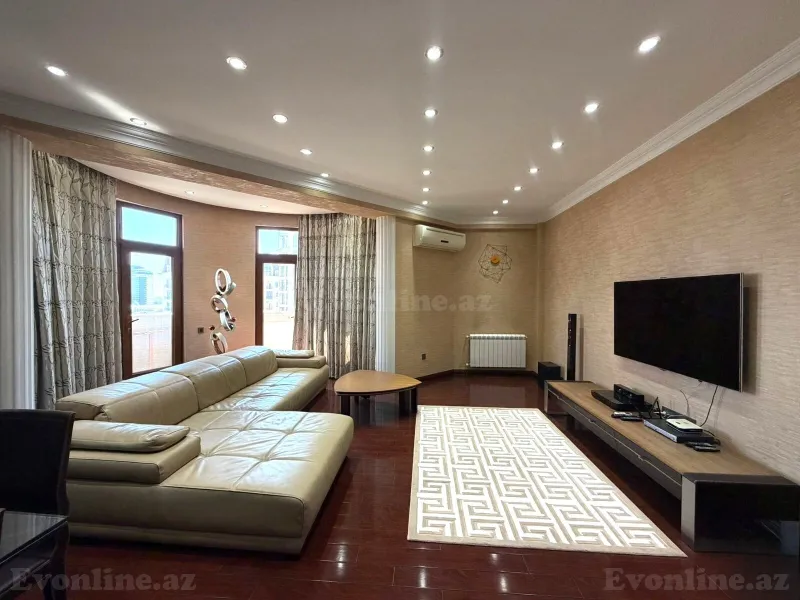Satılır 4 otaqlı Mənzil Yeni tikili 180 m² 28 May m. - şəkil 3