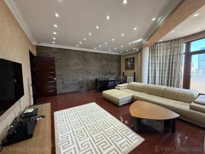 Satılır 4 otaqlı Mənzil Yeni tikili 180 m² 28 May m. - şəkil 6