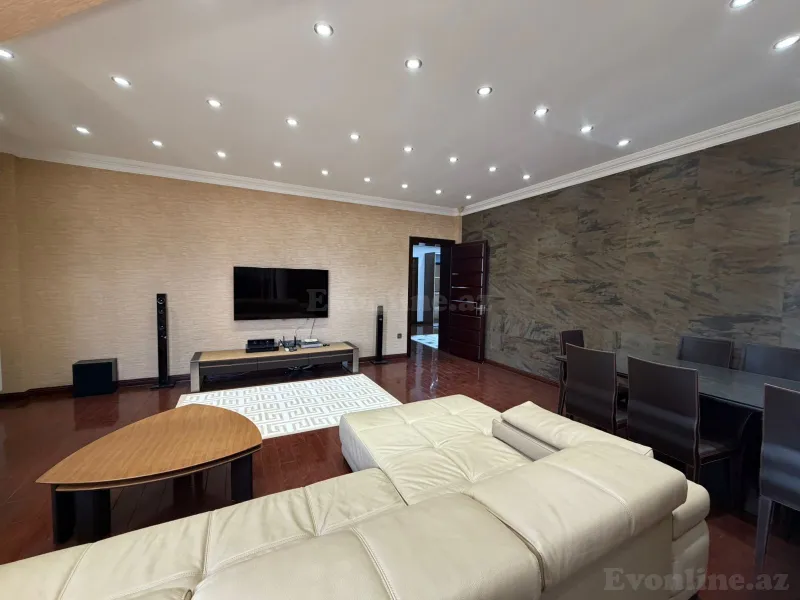 Satılır 4 otaqlı Mənzil Yeni tikili 180 m² 28 May m. - şəkil 7