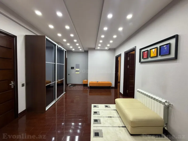 Satılır 4 otaqlı Mənzil Yeni tikili 180 m² 28 May m. - şəkil 17