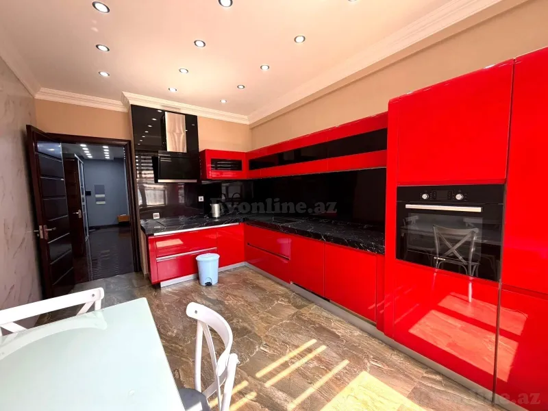 Satılır 4 otaqlı Mənzil Yeni tikili 180 m² 28 May m. - şəkil 20