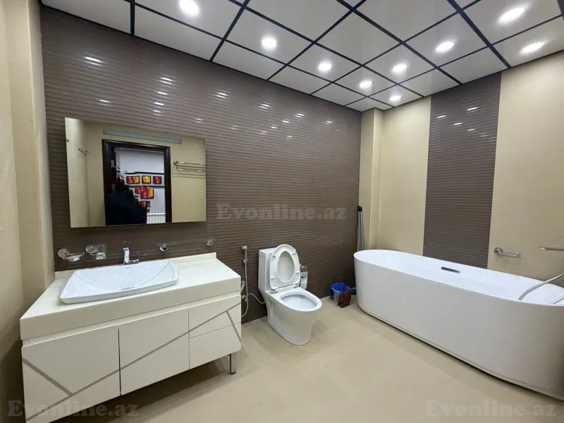 Satılır 4 otaqlı Mənzil Yeni tikili 180 m² 28 May m. - şəkil 24
