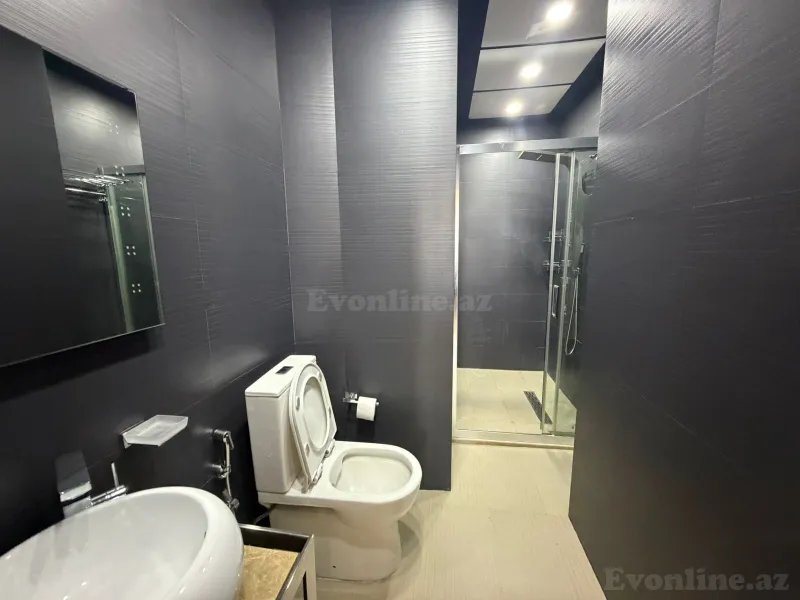 Satılır 4 otaqlı Mənzil Yeni tikili 180 m² 28 May m. - şəkil 25