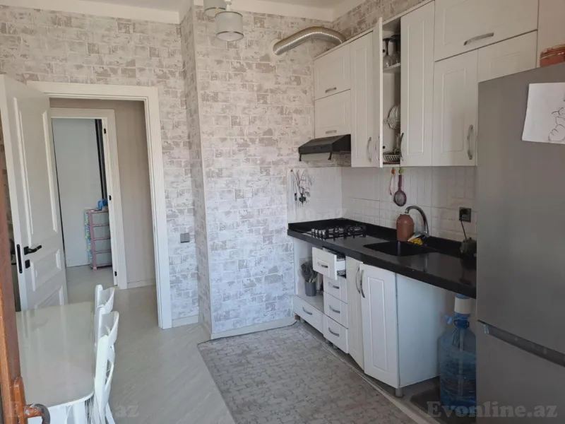 Satılır 3 otaqlı Mənzil Yeni tikili 95 m² Səbail r. - şəkil 14