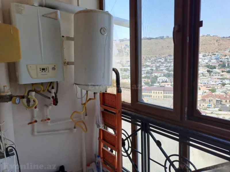 Satılır 3 otaqlı Mənzil Yeni tikili 95 m² Səbail r. - şəkil 15