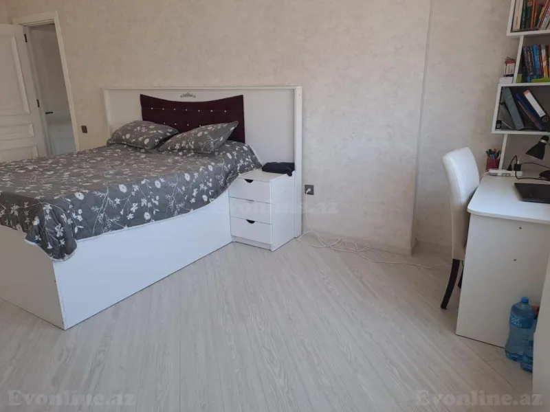 Satılır 3 otaqlı Mənzil Yeni tikili 95 m² Səbail r. - şəkil 18