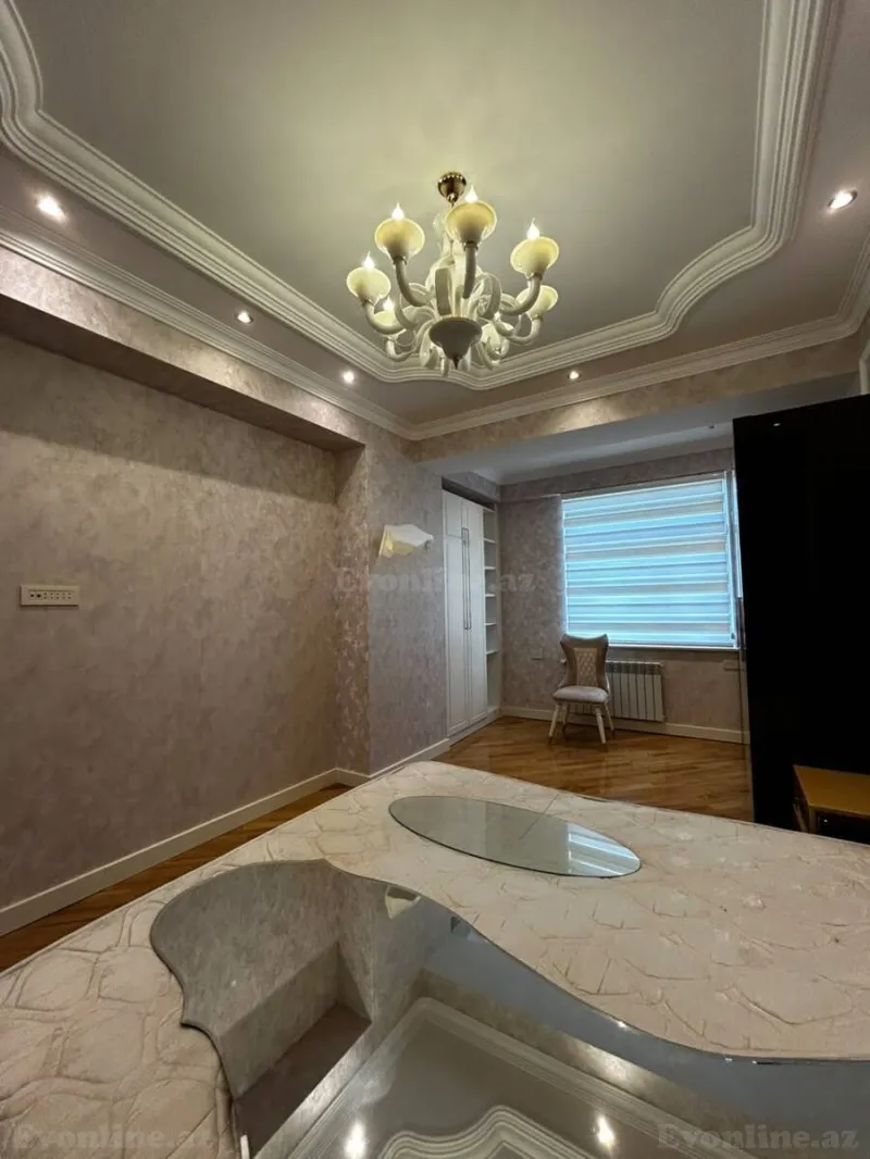 Satılır 3 otaqlı Mənzil Yeni tikili 134 m² Elmlər Akademiyası m. - şəkil 14
