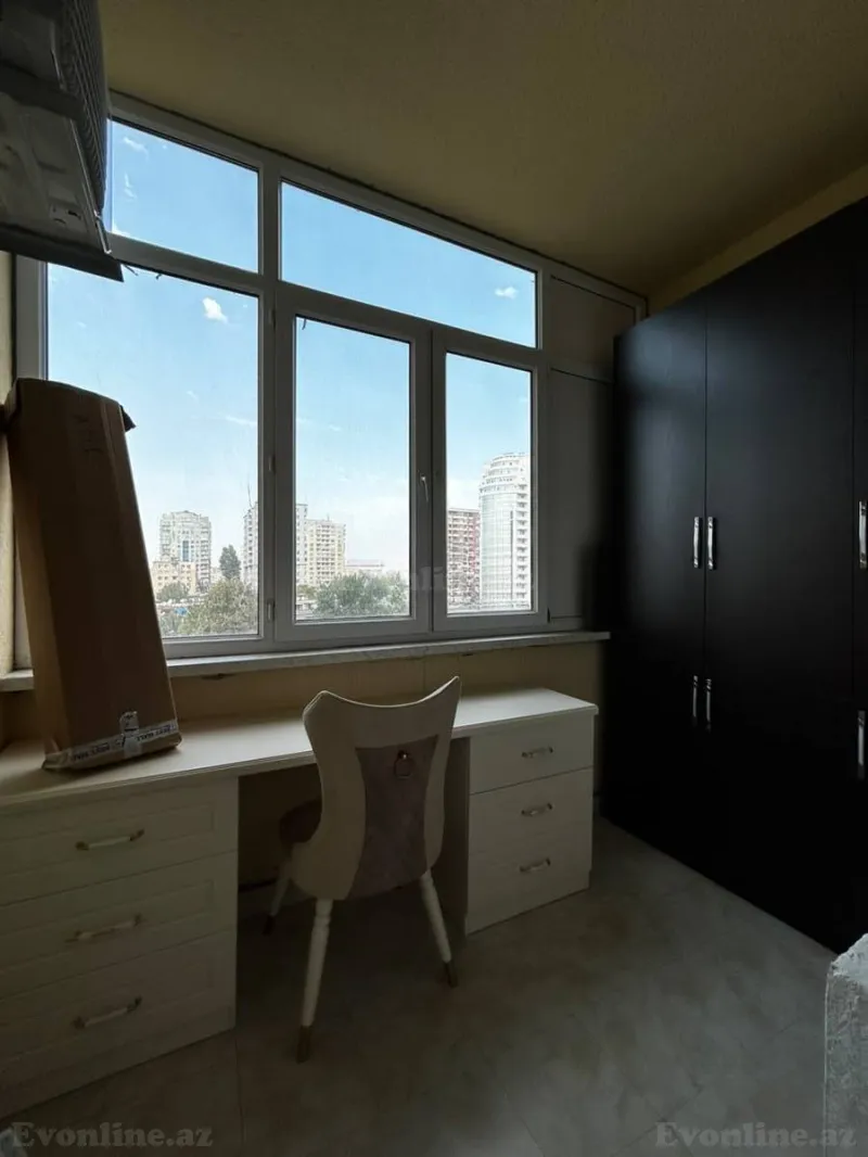 Satılır 3 otaqlı Mənzil Yeni tikili 134 m² Elmlər Akademiyası m. - şəkil 18
